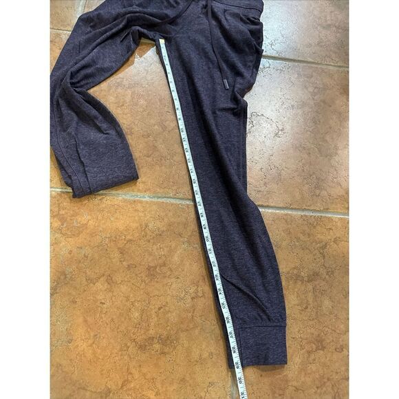 Lululemon Rest for Resilience Jogger size 2 - Picture 11 of 11